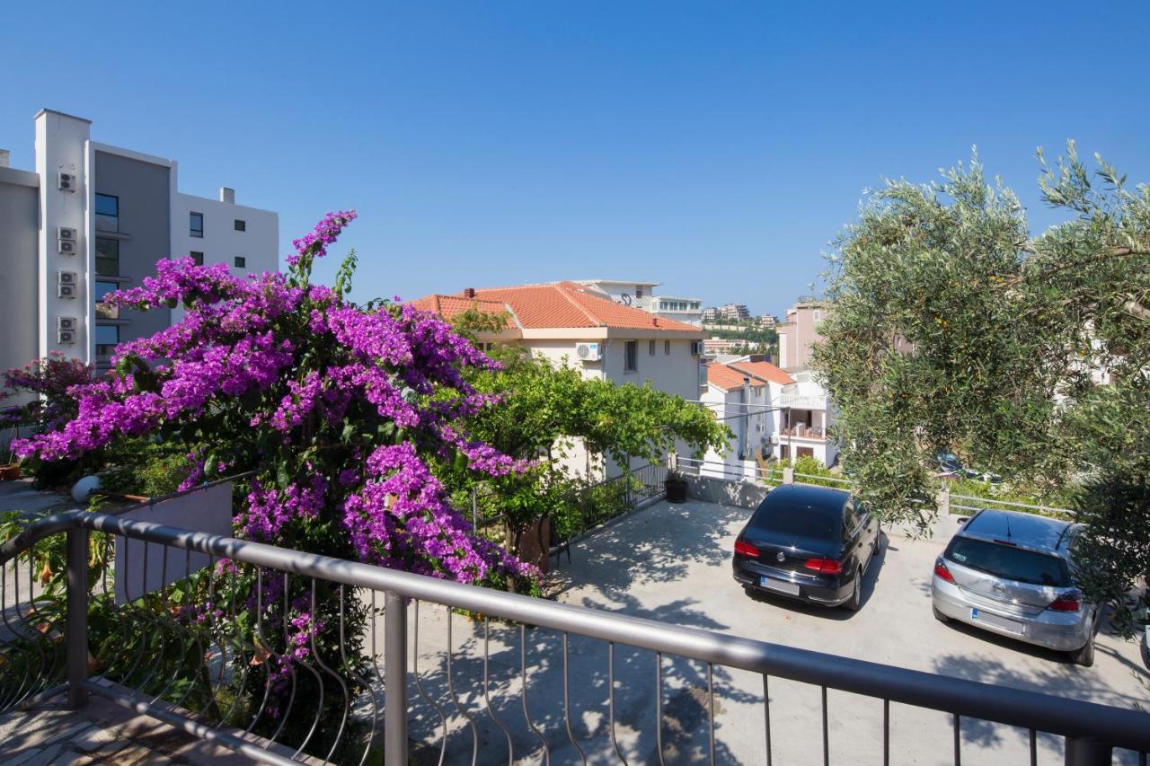 Apartment Ivanovic Family Bečići Ngoại thất bức ảnh